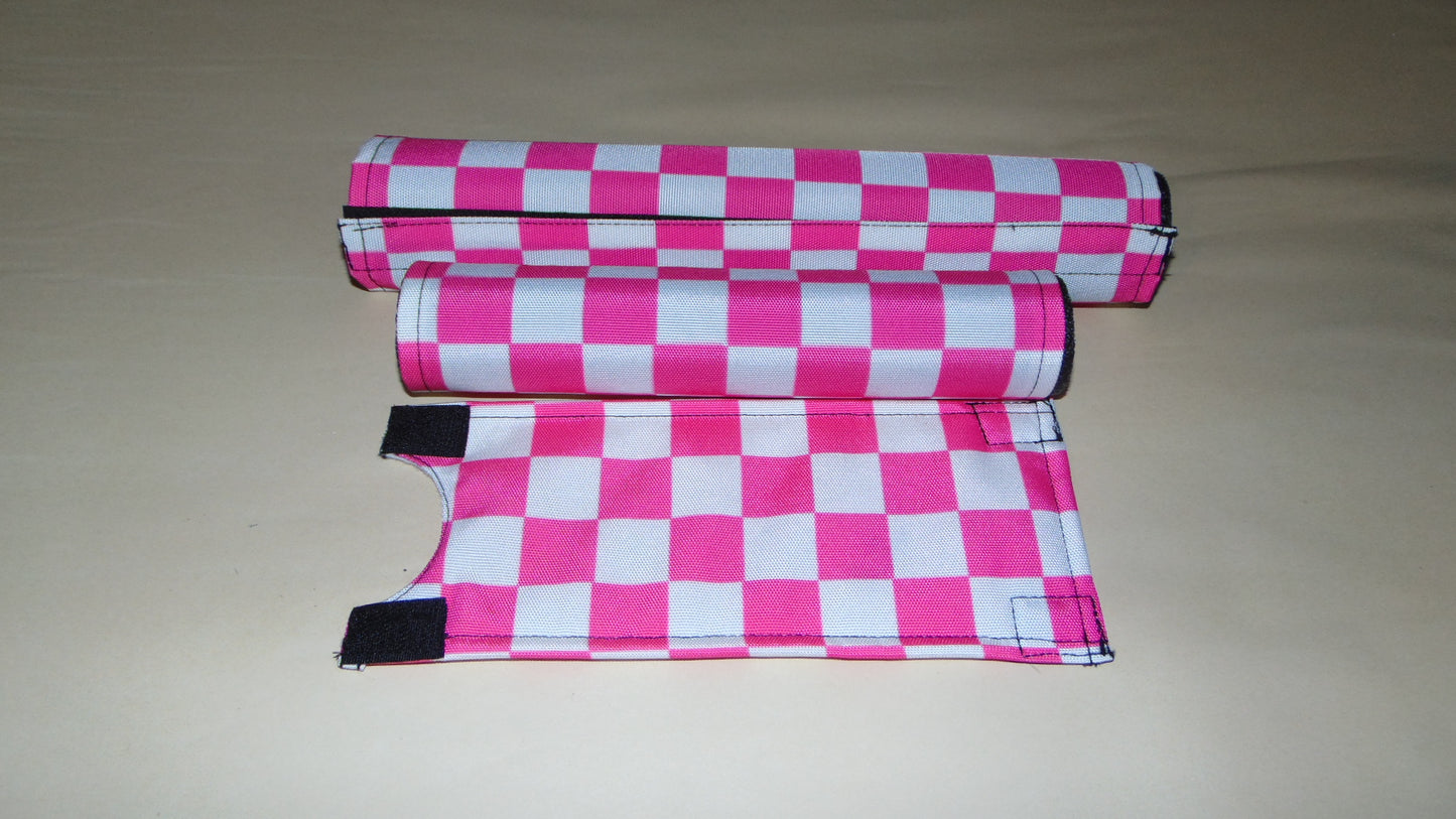 CLASSIC CHECKERED PINK AND WHITE BIKE BMX PAD SET STEM HANDLEBAR TOP TUBE BIKE PADS CHECKERED WHITE PINK CRASHPADSET