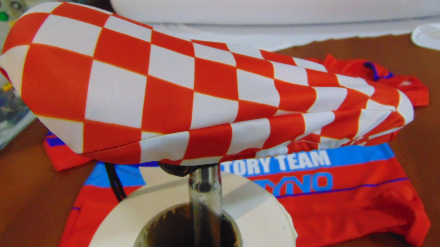 BMX Bicycle Seat Cover Vintage Style Van Max Bike Saddle Cover Old School Checked Red White